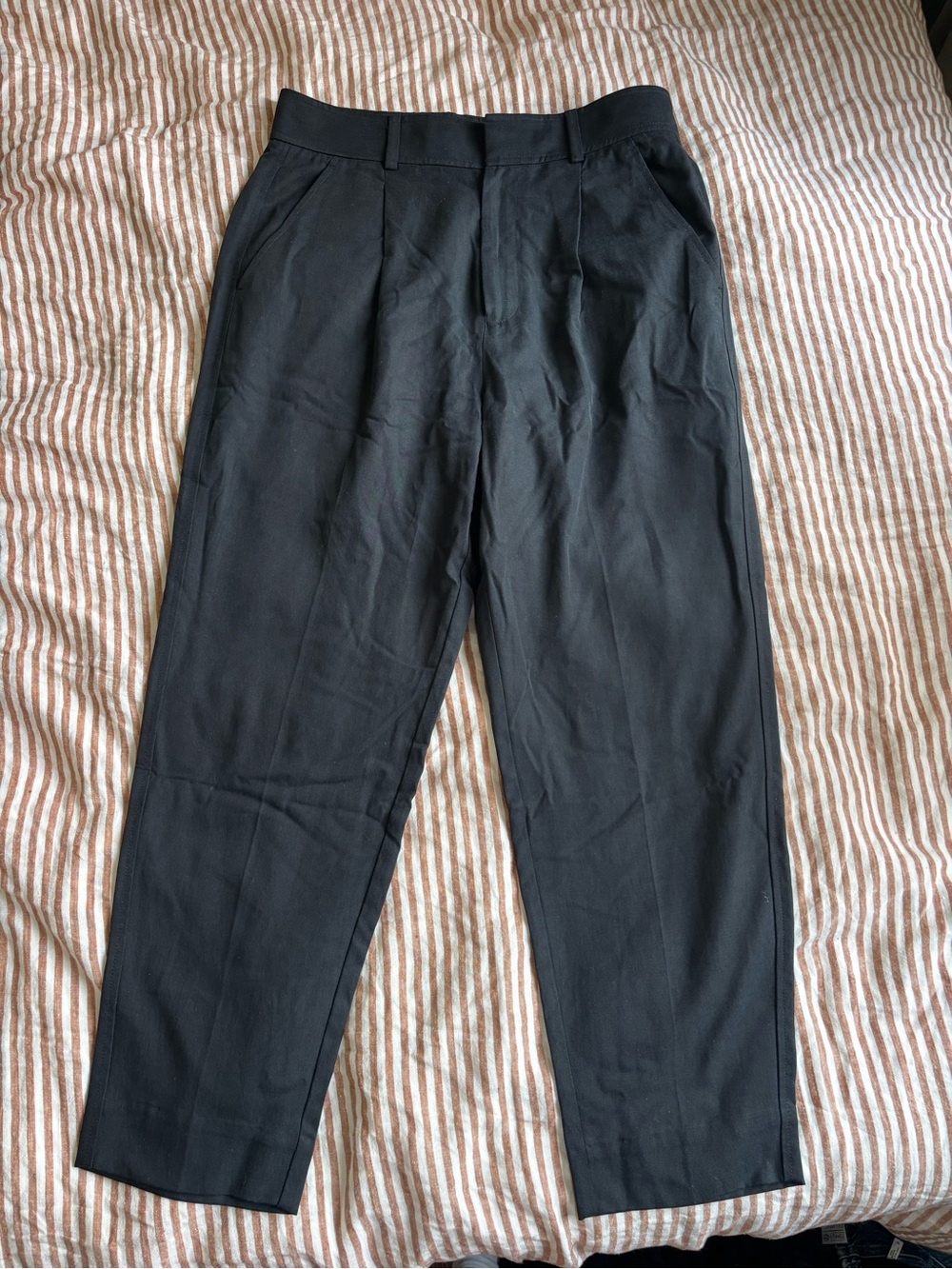 Everlane's High-Waisted Black Dress Pants